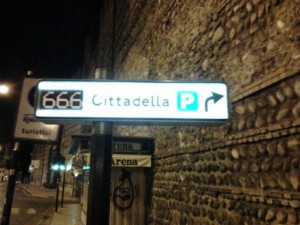3_(33 voti)_verdasco_renzo_Piazza Cittadella si schiera con l'Anticristo